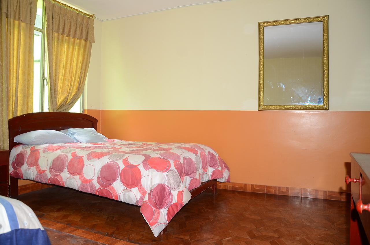 Hotel Real Madrid Riobamba Luaran gambar