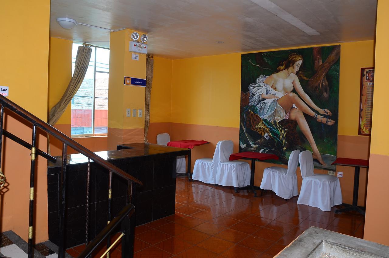 Hotel Real Madrid Riobamba Luaran gambar