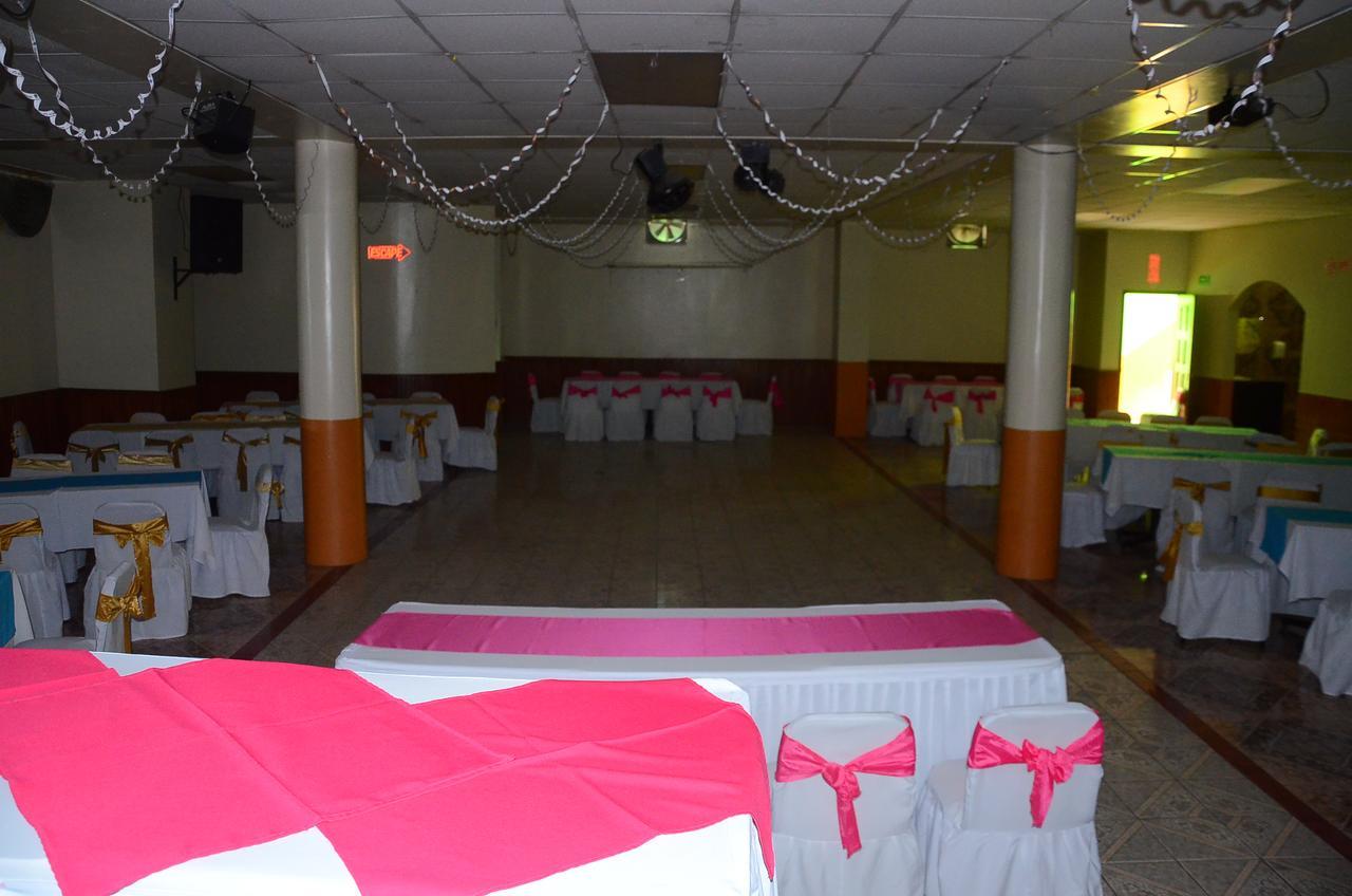 Hotel Real Madrid Riobamba Luaran gambar