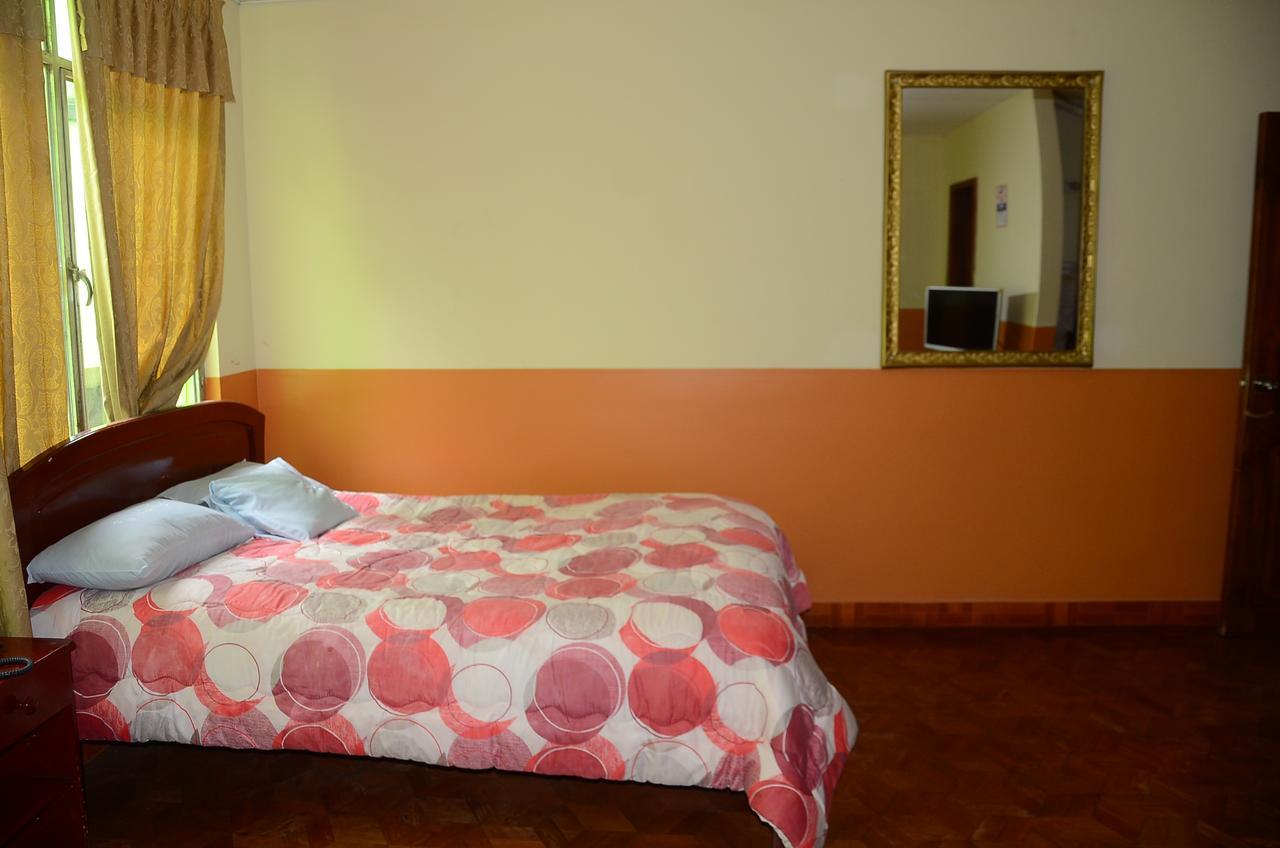 Hotel Real Madrid Riobamba Luaran gambar