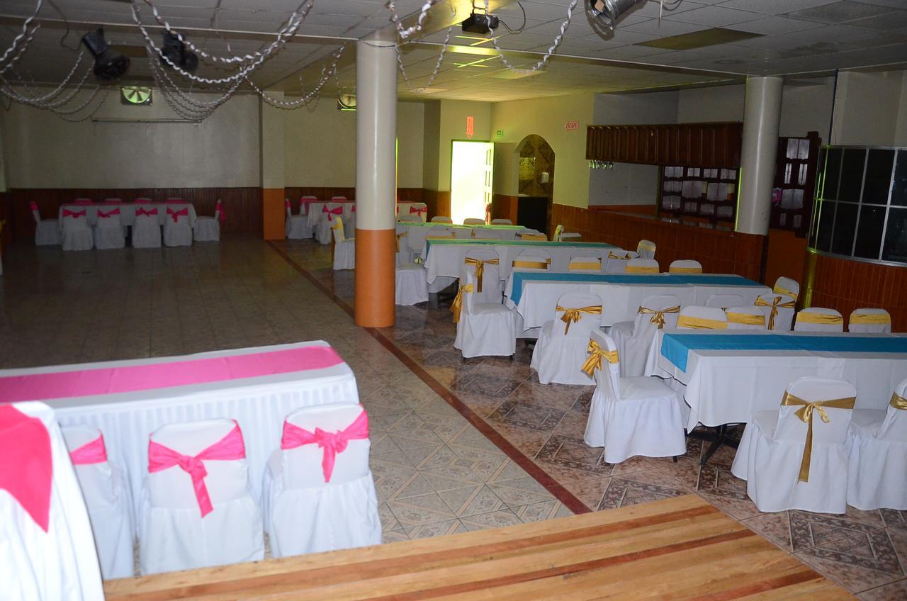 Hotel Real Madrid Riobamba Luaran gambar