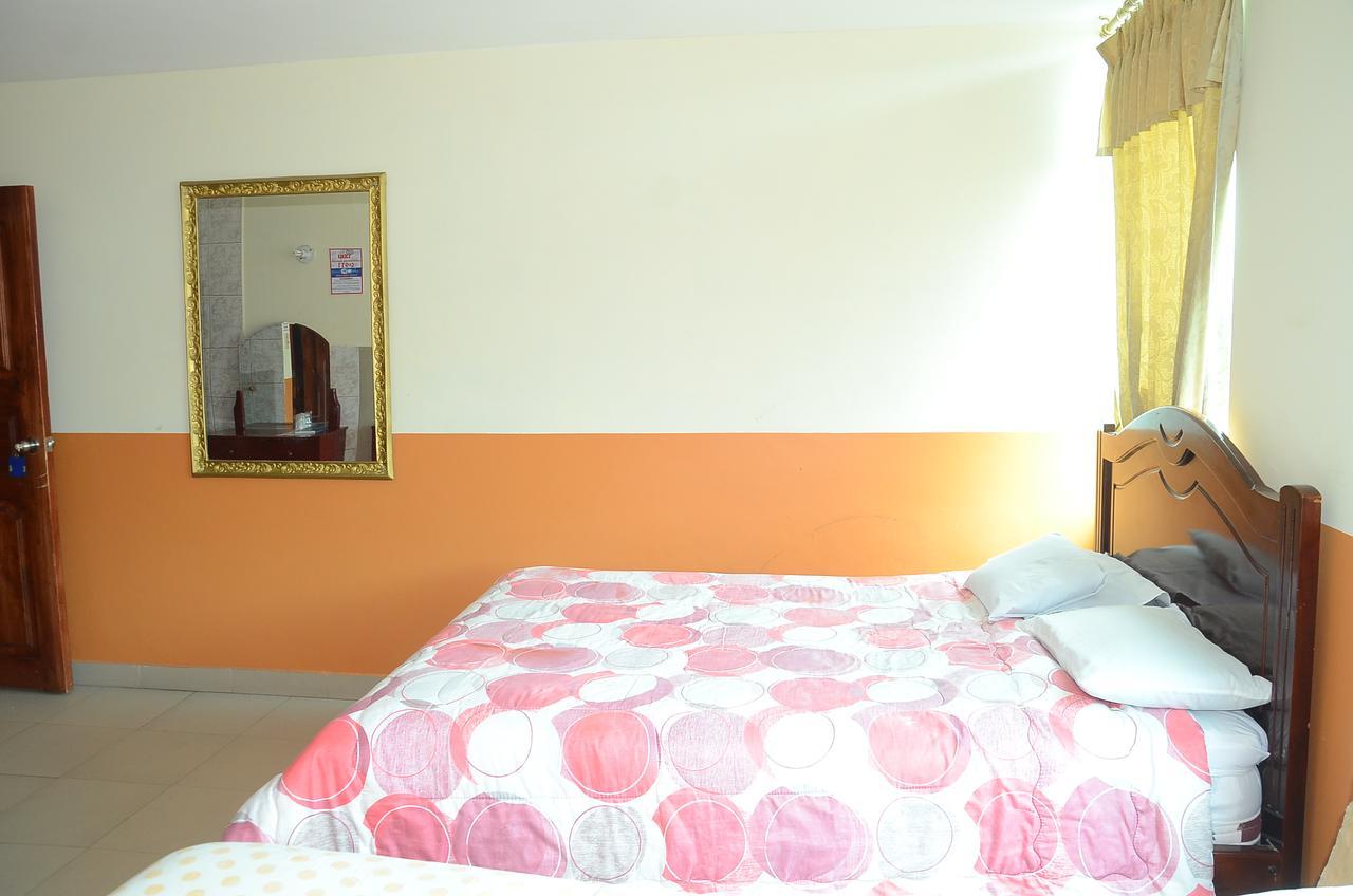 Hotel Real Madrid Riobamba Luaran gambar